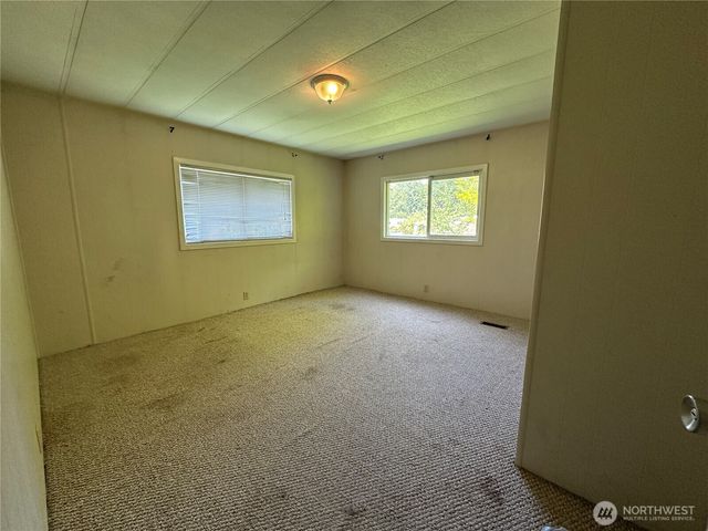 11615 Nisqually Park Loop SE, Olympia, WA 98513