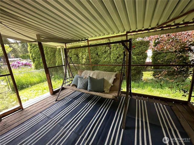 11615 Nisqually Park Loop SE, Olympia, WA 98513