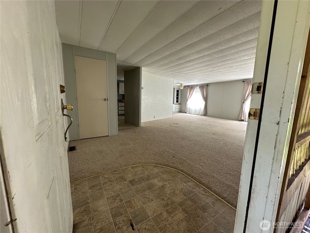 11615 Nisqually Park Loop SE, Olympia, WA 98513