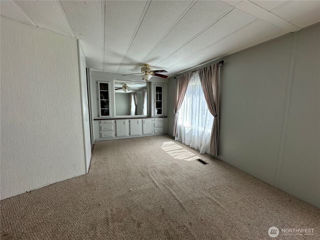 11615 Nisqually Park Loop SE, Olympia, WA 98513