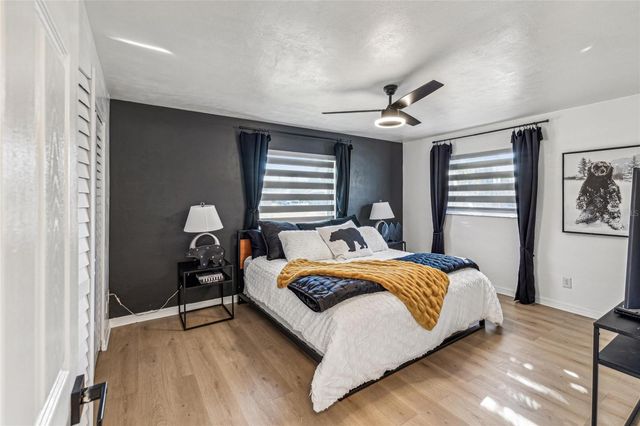 2000 57TH STREET N, St Petersburg, FL 33710