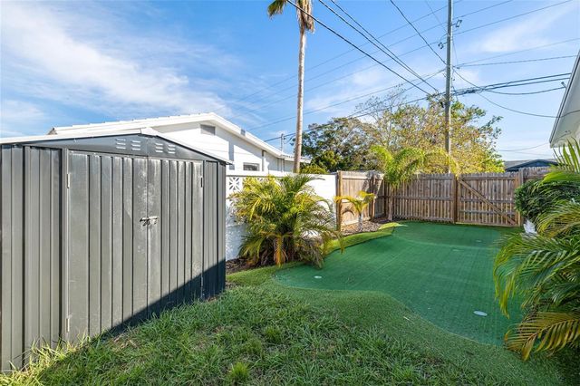 2000 57TH STREET N, St Petersburg, FL 33710