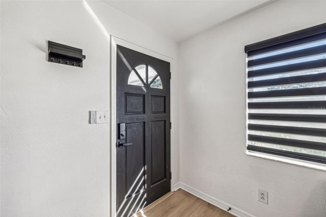 2000 57TH STREET N, St Petersburg, FL 33710