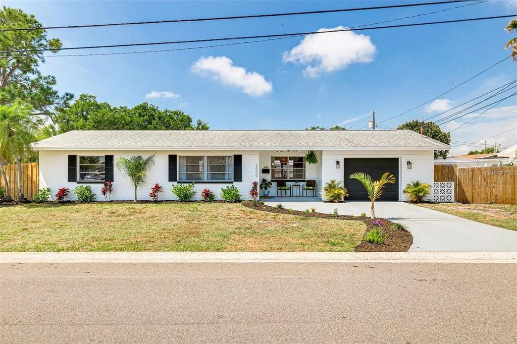 2000 57TH STREET N, St Petersburg, FL 33710