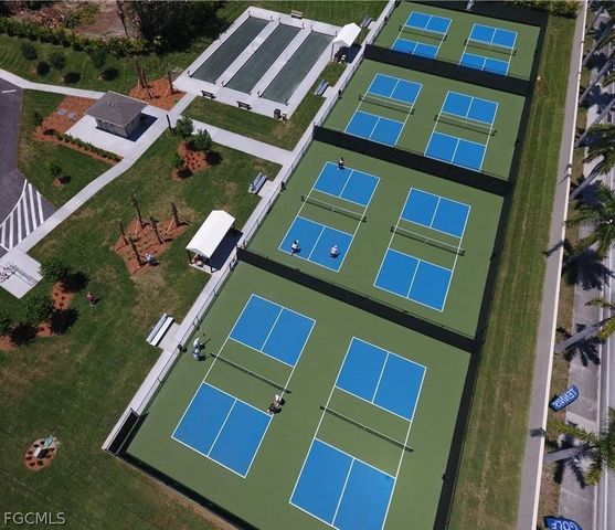 4100 Steamboat BEND E 402, Fort Myers, FL 33919