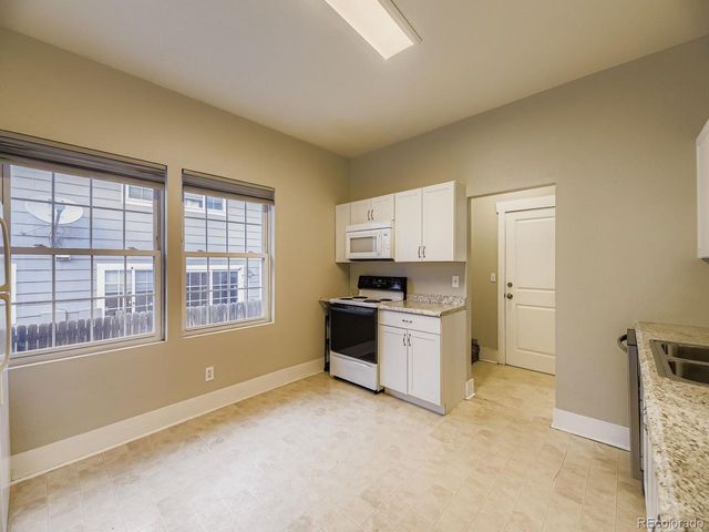 1636 Irving St, Denver, CO 80204