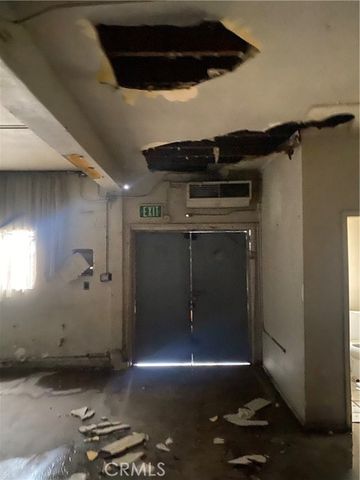 603 S Long Beach, Compton, CA 90221