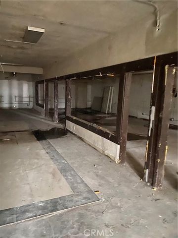 603 S Long Beach, Compton, CA 90221