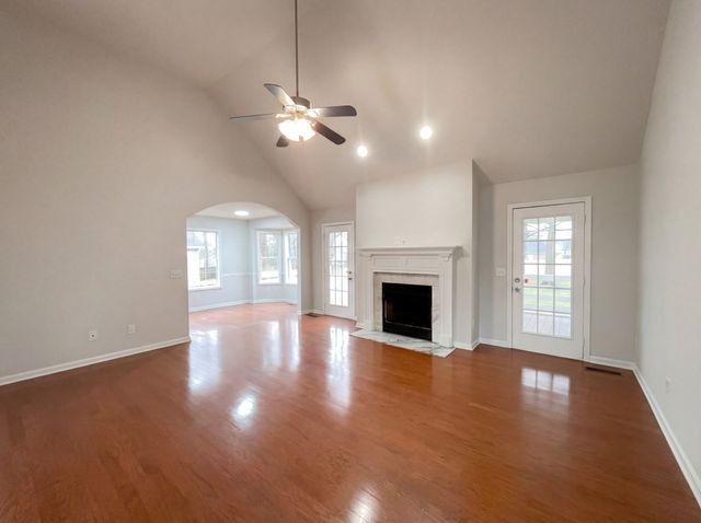 403 Buckingham Blvd, Gallatin, TN 37066