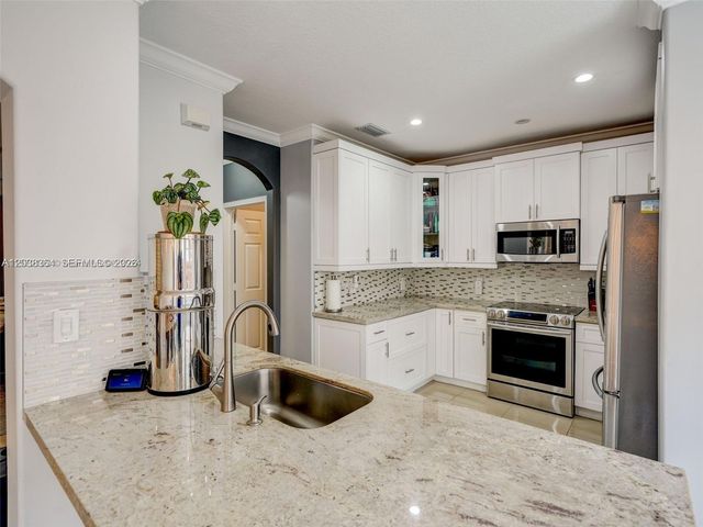 3123 NW 101st Pl 3123, Doral, FL 33172