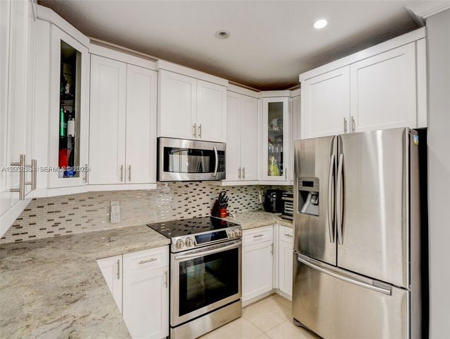 3123 NW 101st Pl 3123, Doral, FL 33172