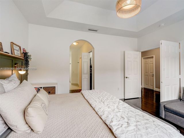 3123 NW 101st Pl 3123, Doral, FL 33172