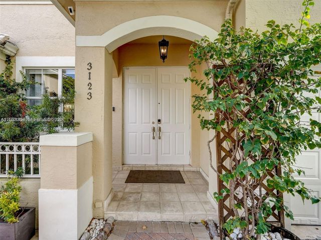 3123 NW 101st Pl 3123, Doral, FL 33172
