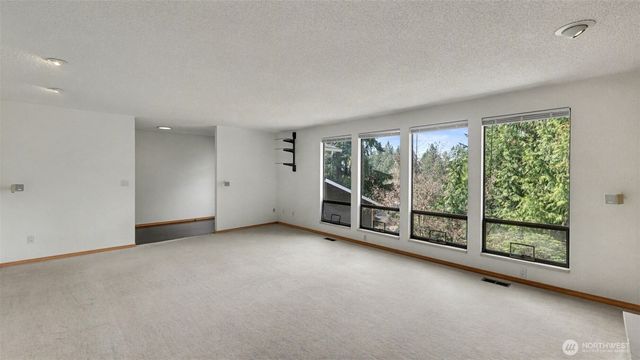 9628 123rd Avenue SE, Renton, WA 98056