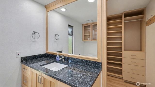 9628 123rd Avenue SE, Renton, WA 98056