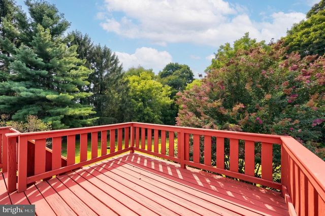 230 KIRSTA LN, Dallastown, PA 17313