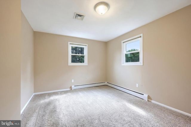 230 KIRSTA LN, Dallastown, PA 17313