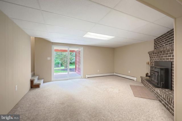 230 KIRSTA LN, Dallastown, PA 17313