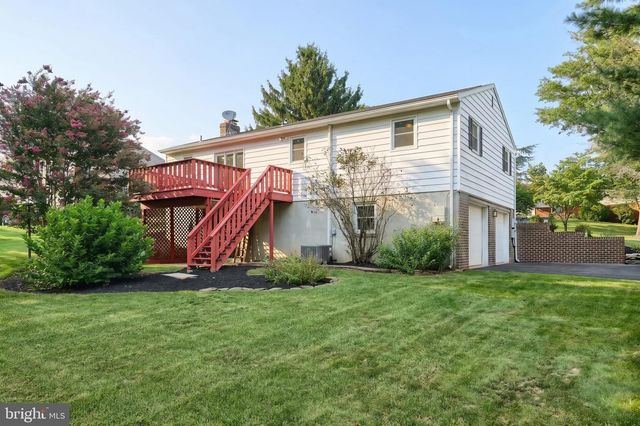 230 KIRSTA LN, Dallastown, PA 17313