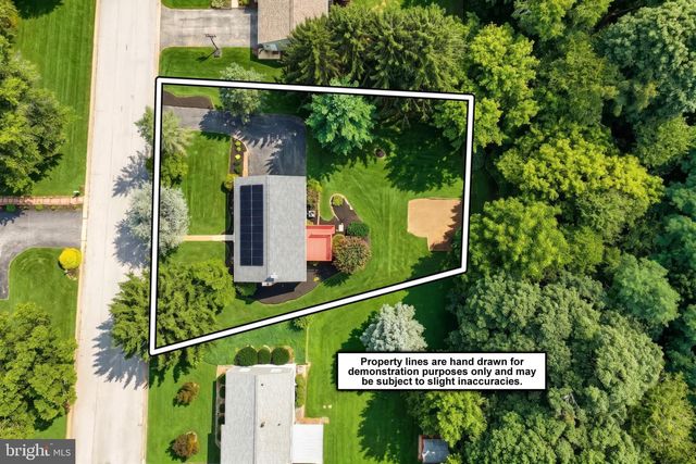 230 KIRSTA LN, Dallastown, PA 17313