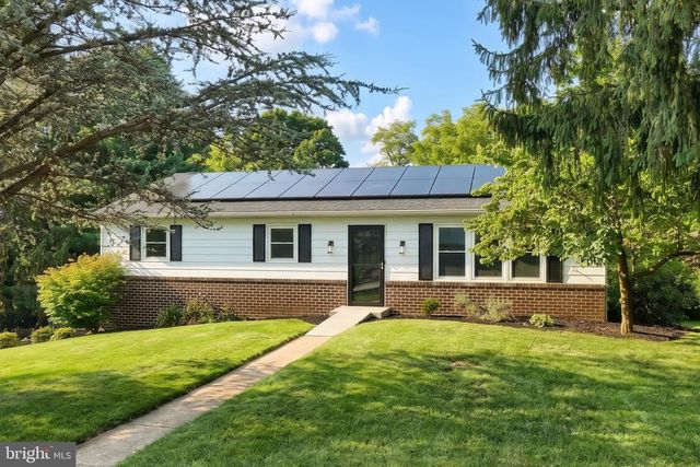 230 KIRSTA LN, Dallastown, PA 17313