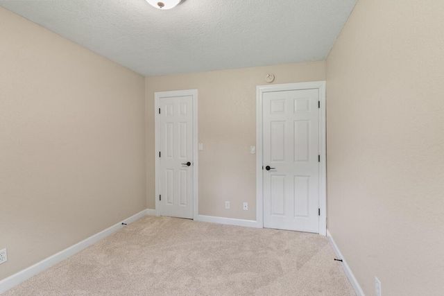 N20W28282 Oakton ROAD, Pewaukee, WI 53072