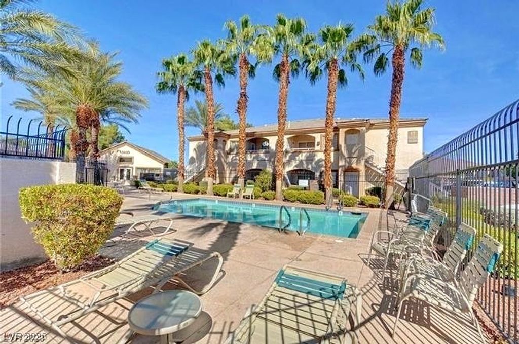 Image 2 of property listing at 3400 Cabana Drive 1107, Las Vegas, NV 89122