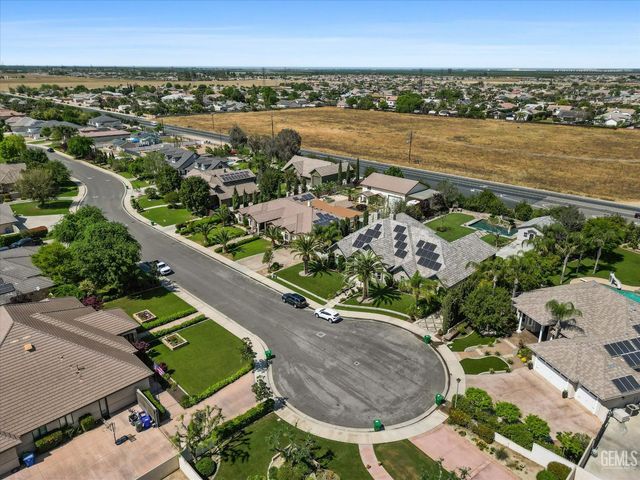 14614 Tribute Way, Bakersfield, CA 93314