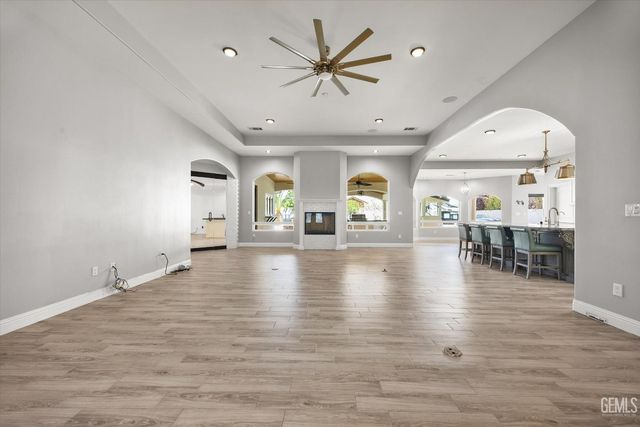 14614 Tribute Way, Bakersfield, CA 93314