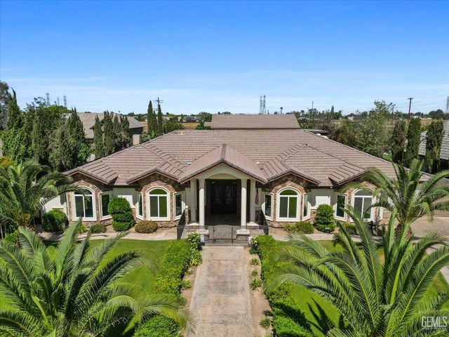 14614 Tribute Way, Bakersfield, CA 93314