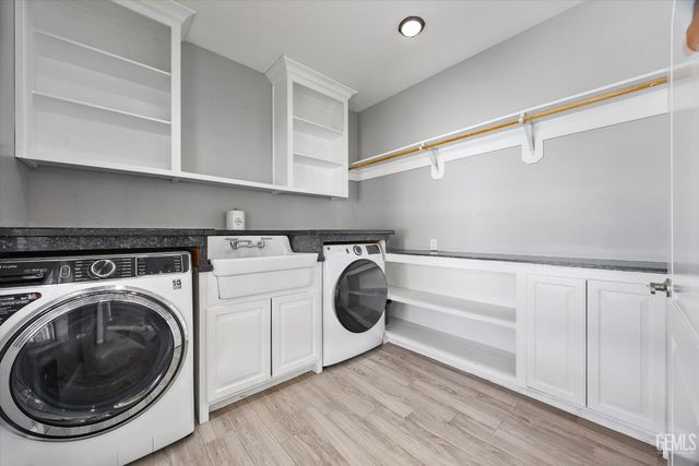 14614 Tribute Way, Bakersfield, CA 93314