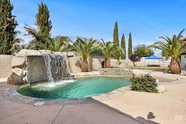 14614 Tribute Way, Bakersfield, CA 93314