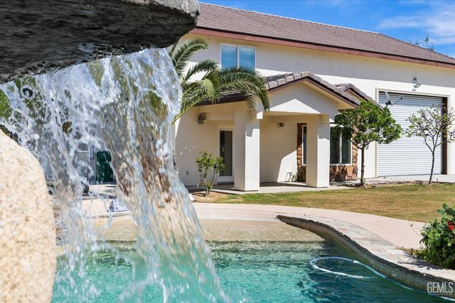 14614 Tribute Way, Bakersfield, CA 93314