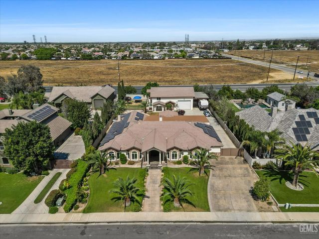14614 Tribute Way, Bakersfield, CA 93314