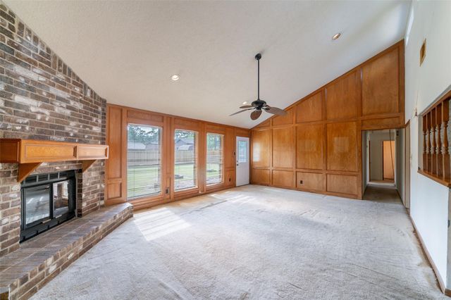 21019 Lost Pine Trail, Crosby, TX 77532