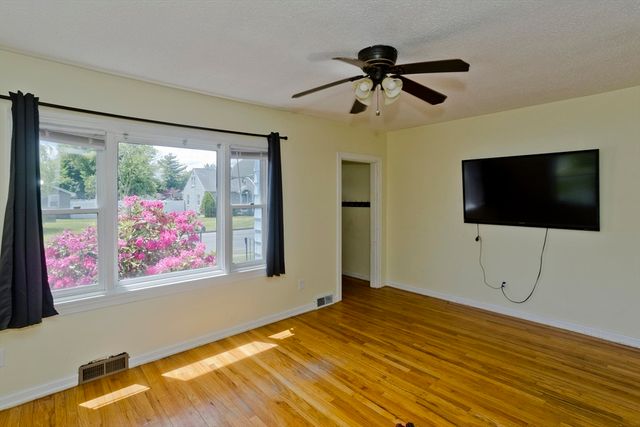 30 Cady St, Ludlow, MA 01056