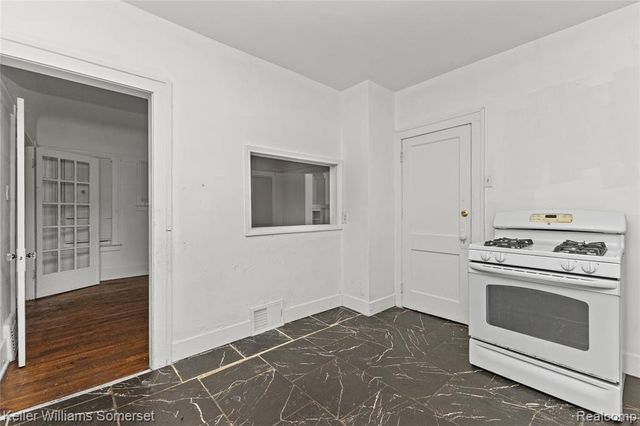 13279 Coyle Street, Detroit, MI 48227