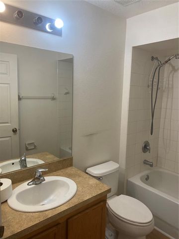 135 STEWART LAKE LOOP, Groveland, FL 34736