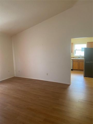 135 STEWART LAKE LOOP, Groveland, FL 34736