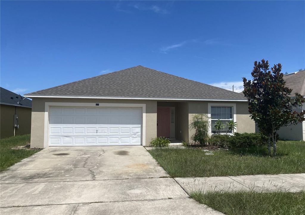 135 STEWART LAKE LOOP, Groveland, FL 34736