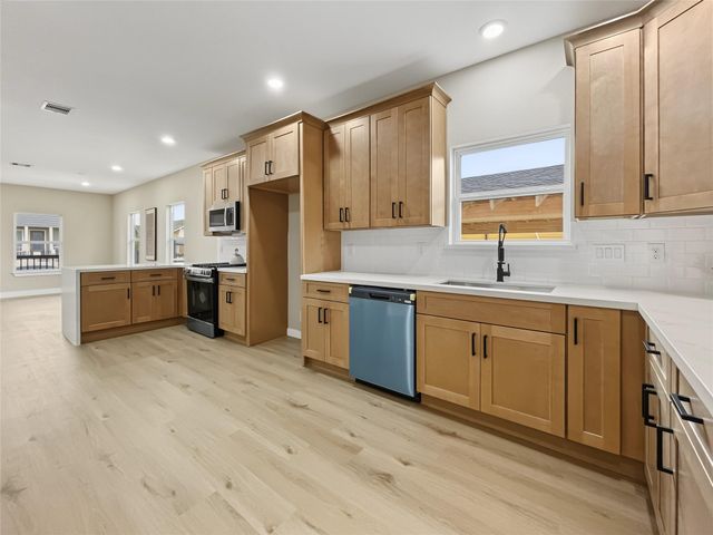 4206 Chapman Street, Houston, TX 77009