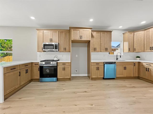 4206 Chapman Street, Houston, TX 77009