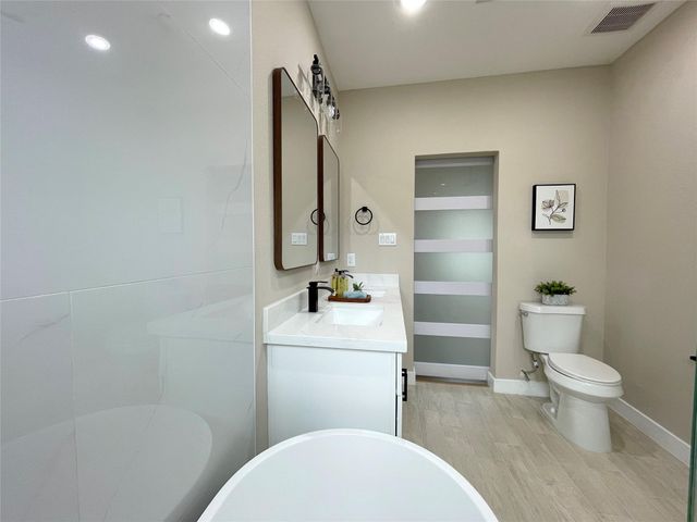 4206 Chapman Street, Houston, TX 77009