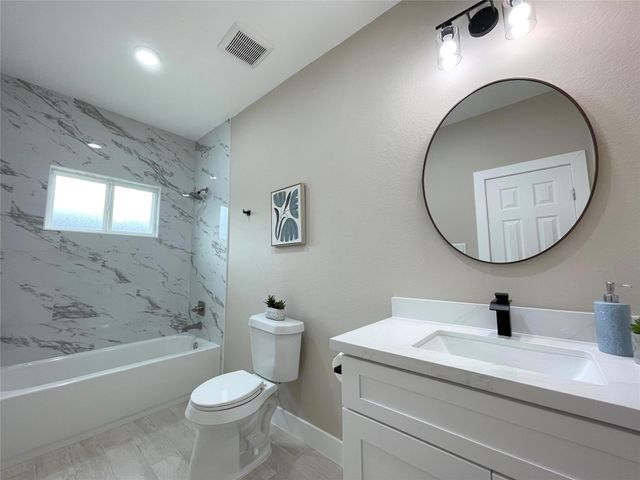 4206 Chapman Street, Houston, TX 77009