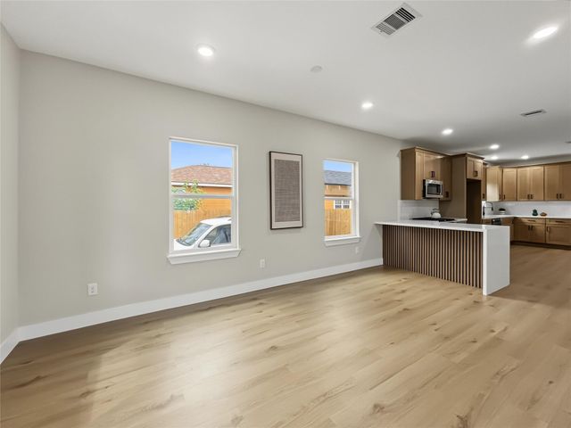 4206 Chapman Street, Houston, TX 77009