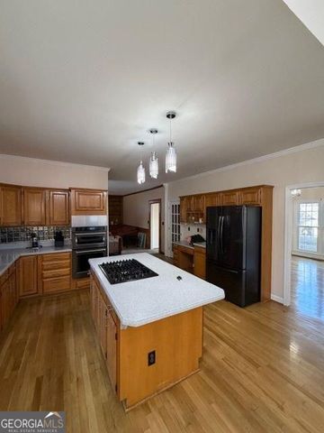 5711 Brynwood Circle NW, Acworth, GA 30101