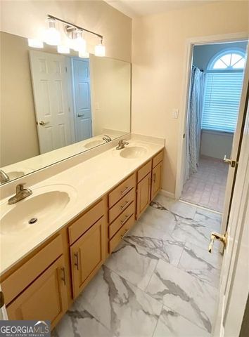 5711 Brynwood Circle NW, Acworth, GA 30101