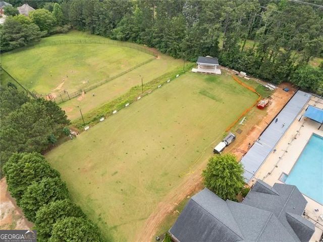 5711 Brynwood Circle NW, Acworth, GA 30101