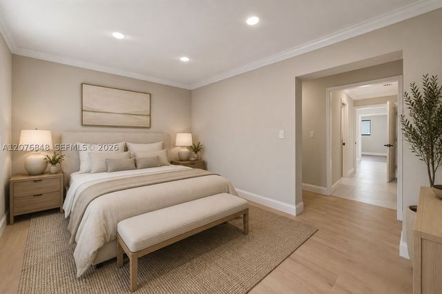 220 N 69th Ter, Hollywood, FL 33024