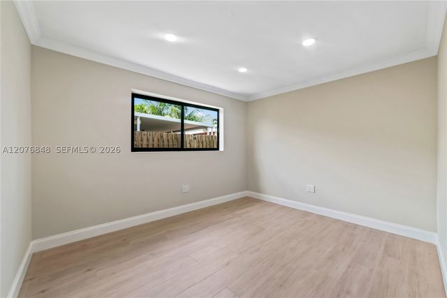 220 N 69th Ter, Hollywood, FL 33024